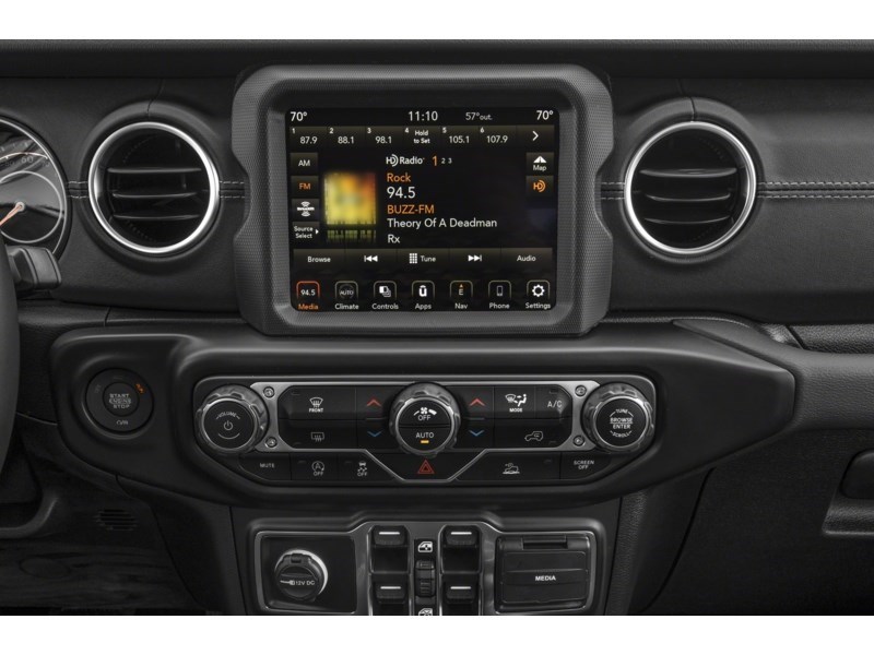 2022 Jeep Gladiator Willys 4x4 Interior Shot 2