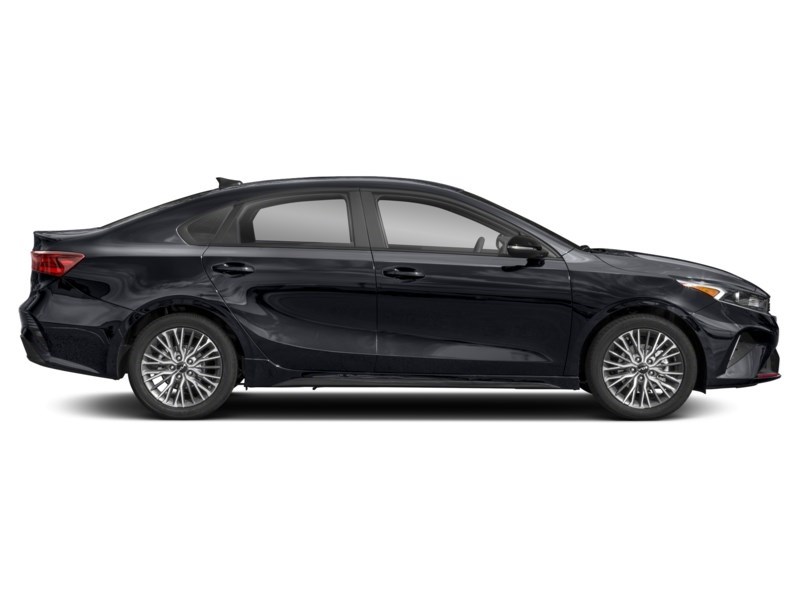 2023 Kia Forte EX IVT Exterior Shot 10