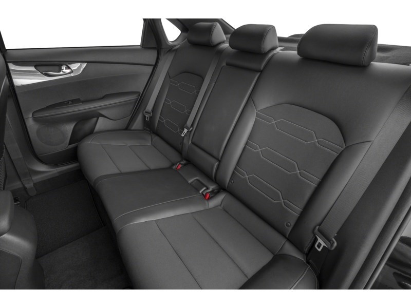 2023 Kia Forte EX IVT Interior Shot 5