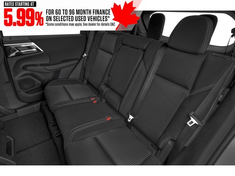 2022 Mitsubishi Outlander LE S-AWC Interior Shot 5