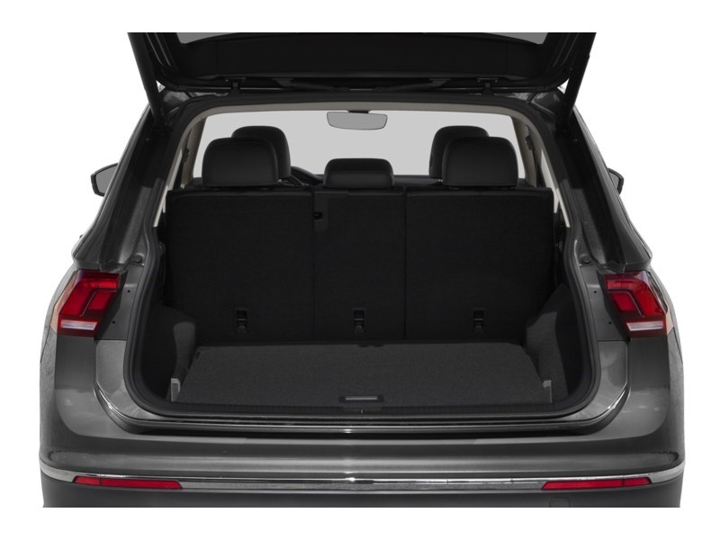 2022 Volkswagen Tiguan Comfortline 4MOTION Exterior Shot 4