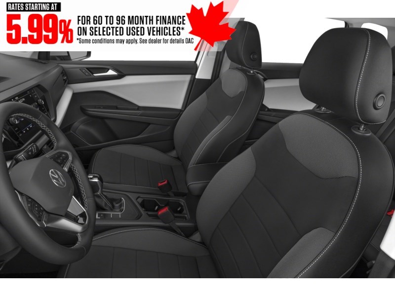 2022 Volkswagen Taos Comfortline 4MOTION Interior Shot 4