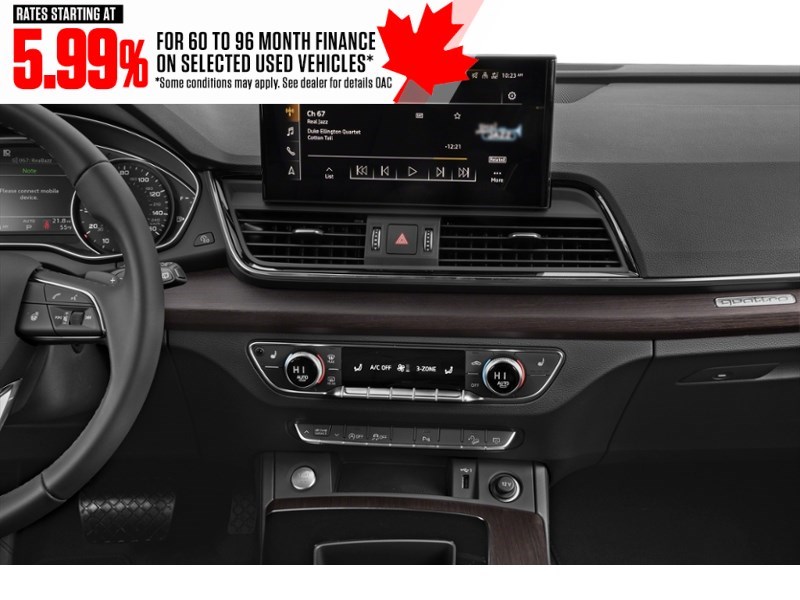 2023 Audi Q5 Komfort 40 TFSI quattro Interior Shot 2