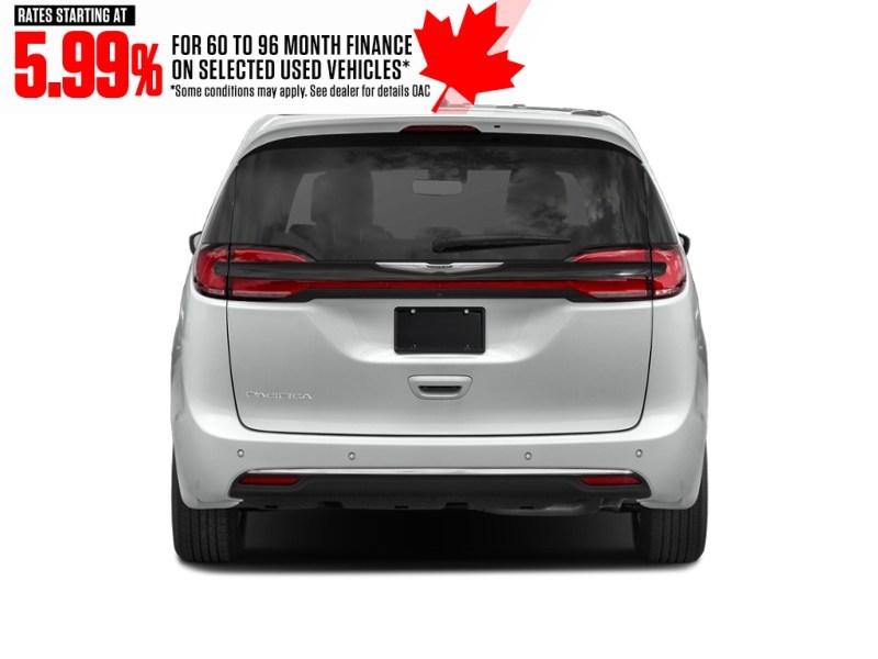 2023 Chrysler Pacifica Touring L FWD Exterior Shot 7