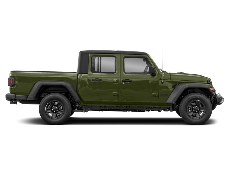 2022 Jeep Gladiator Willys 4x4 Exterior Shot 10