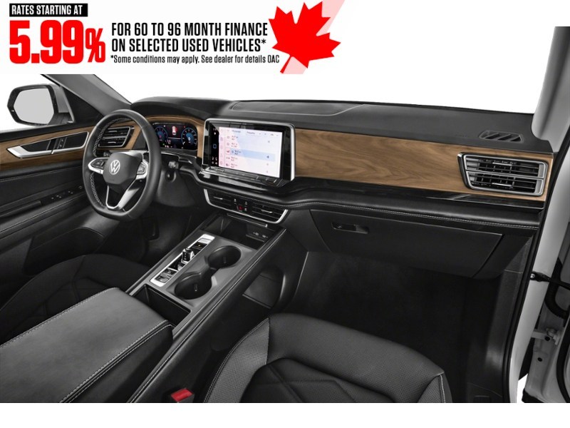 2025 Volkswagen Atlas Comfortline 2.0 TSI 4MOTION Interior Shot 1