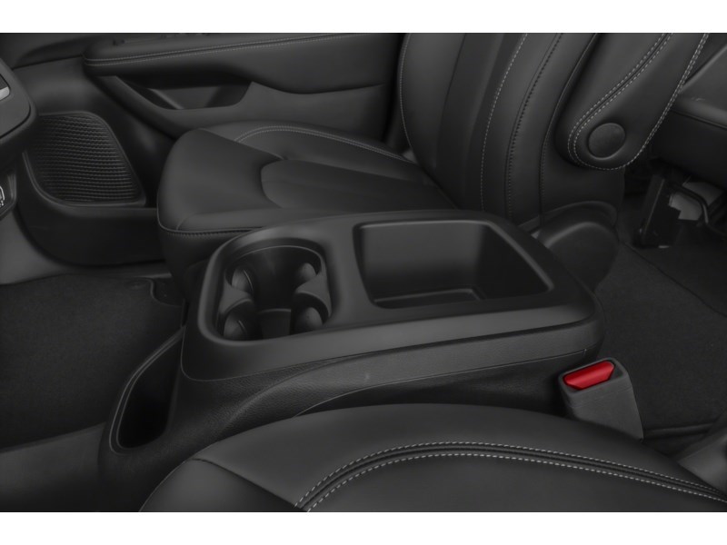 2026 Chrysler Pacifica Select FWD Interior Shot 7