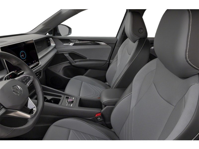 2026 Volkswagen Tiguan Comfortline R-Line Black Edition 4MOTION Interior Shot 4