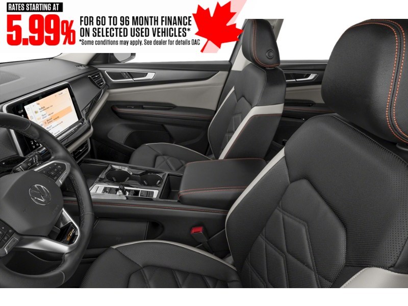 2024 Volkswagen Atlas Peak Edition 2.0 TSI 4MOTION Interior Shot 4