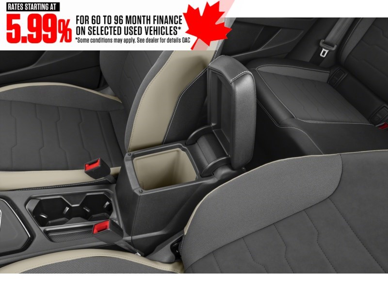 2025 Volkswagen Taos Comfortline 4MOTION Interior Shot 7