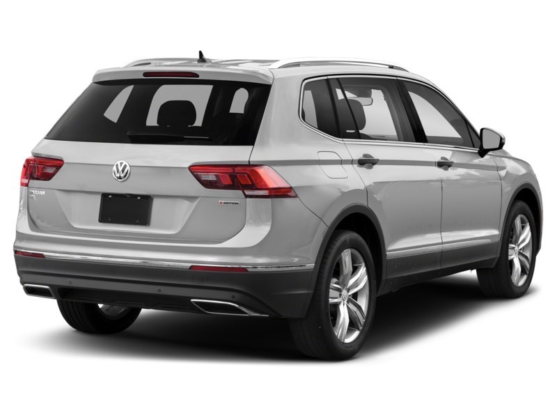 2018 Volkswagen Tiguan Highline 4MOTION White Silver Metallic  Shot 6