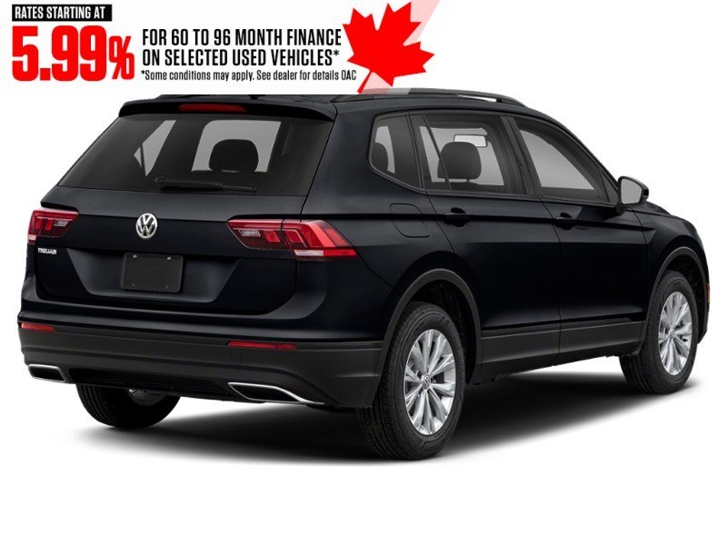 2021 Volkswagen Tiguan Trendline 4MOTION Deep Black Pearl  Shot 2