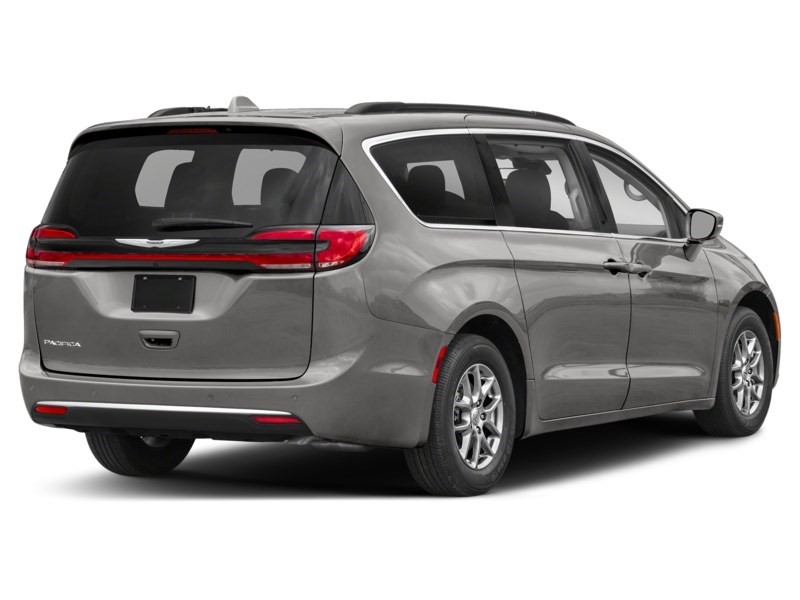 2022 Chrysler Pacifica Touring L Silver Mist  Shot 38