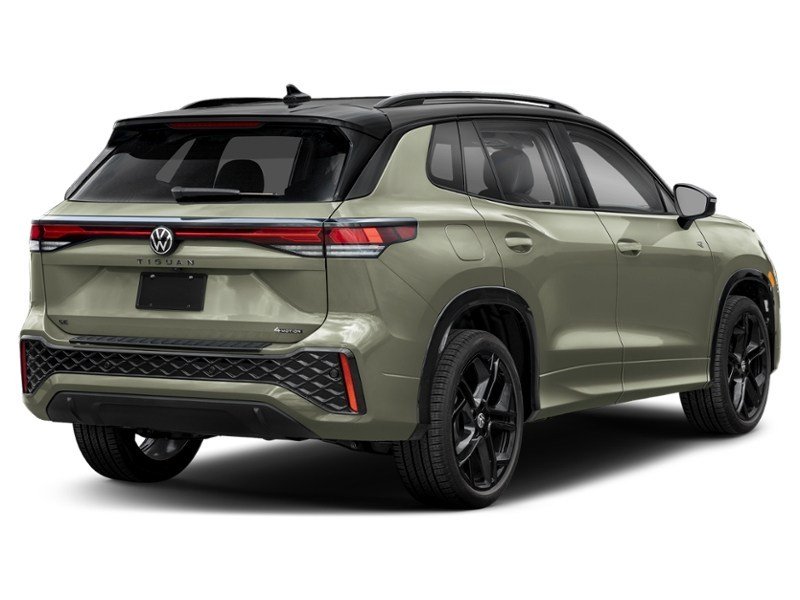 2026 Volkswagen Tiguan Comfortline R-Line Black Edition 4MOTION Avocado Green Pearl w/Black Roof  Shot 2