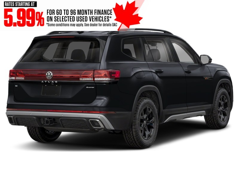 2024 Volkswagen Atlas Peak Edition 2.0 TSI 4MOTION Deep Black Pearl  Shot 2